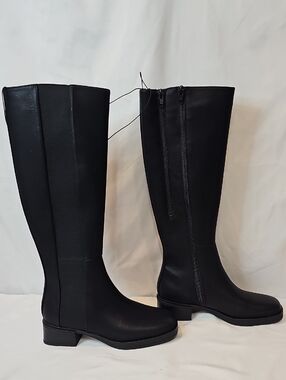 AEROSOLES Women's Black Zip Riding Boots. Sz 5.5.  Adjustable For Wide Calves